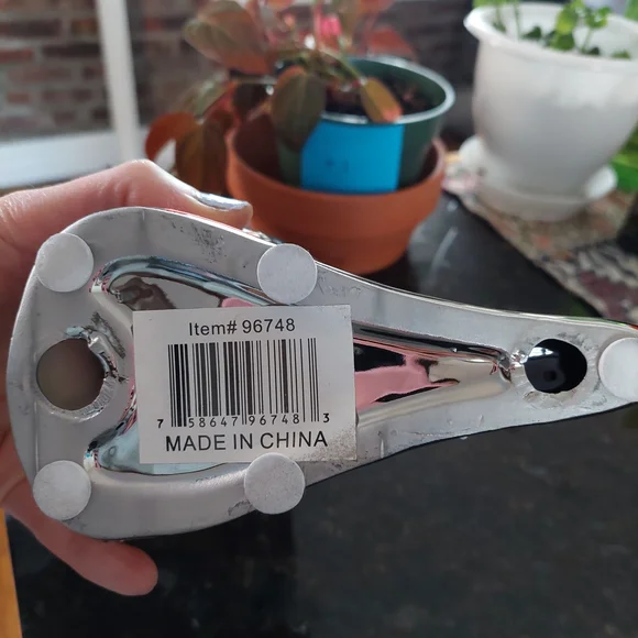 Elegant Silver Ballerina Sculpture - Picture 6 of 12